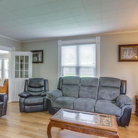 Welcoming Port Clinton Vacation Rental! Exteriör bild
