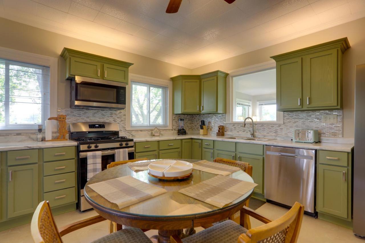 Welcoming Port Clinton Vacation Rental! Exteriör bild