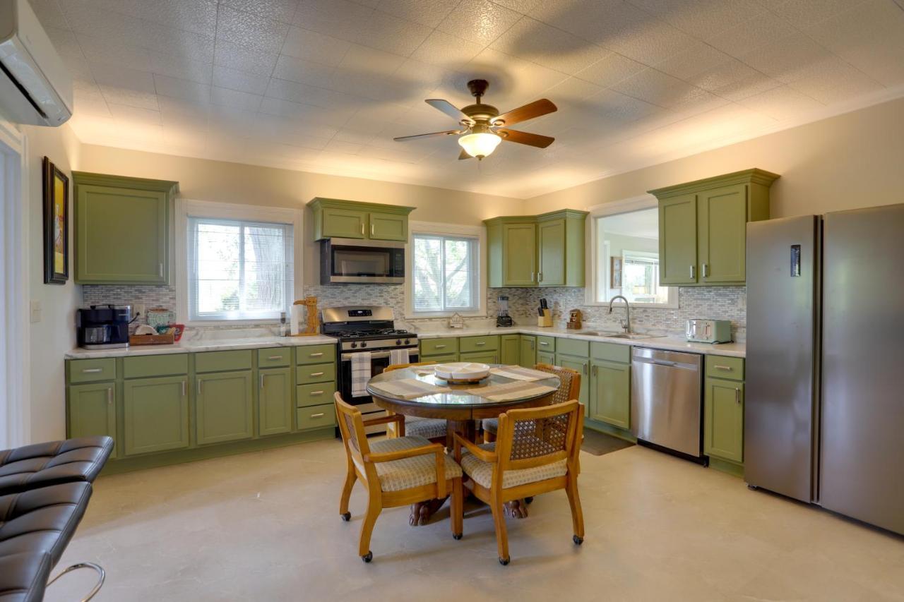 Welcoming Port Clinton Vacation Rental! Exteriör bild