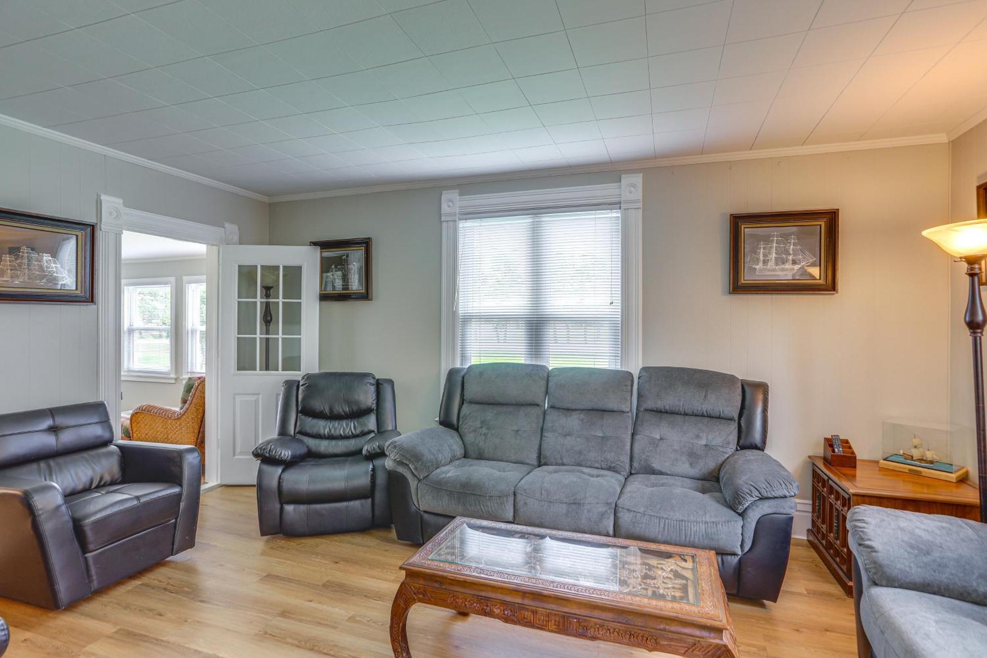 Welcoming Port Clinton Vacation Rental! Exteriör bild