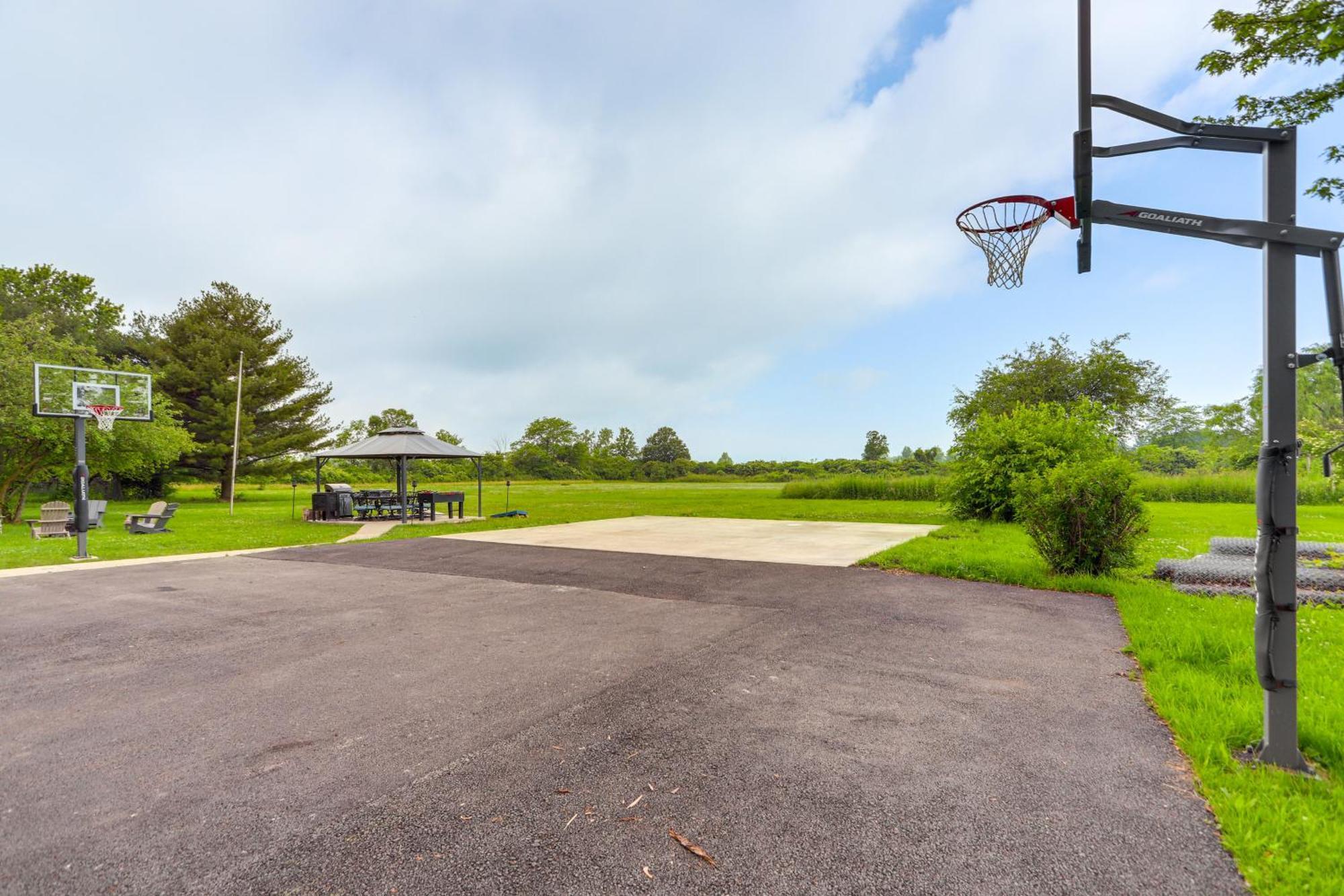 Welcoming Port Clinton Vacation Rental! Exteriör bild